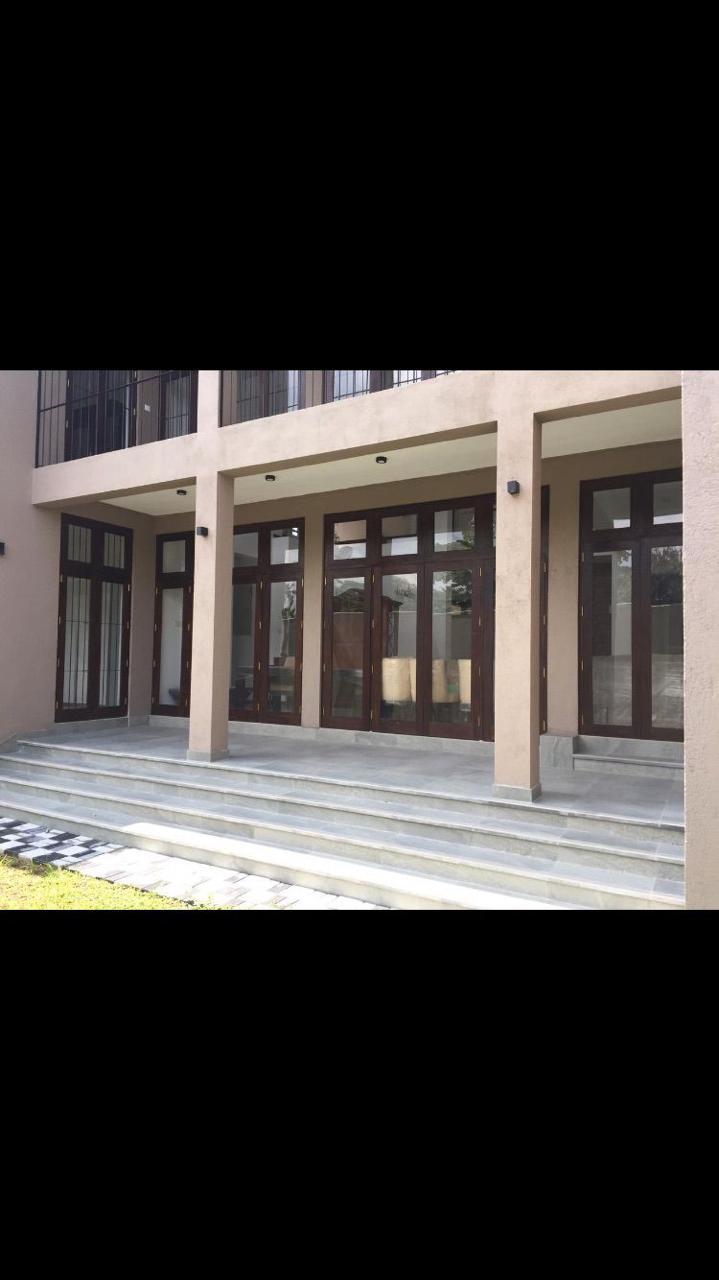 Luxury Designer Home for Sale – Kalubowila (Anderson Road)