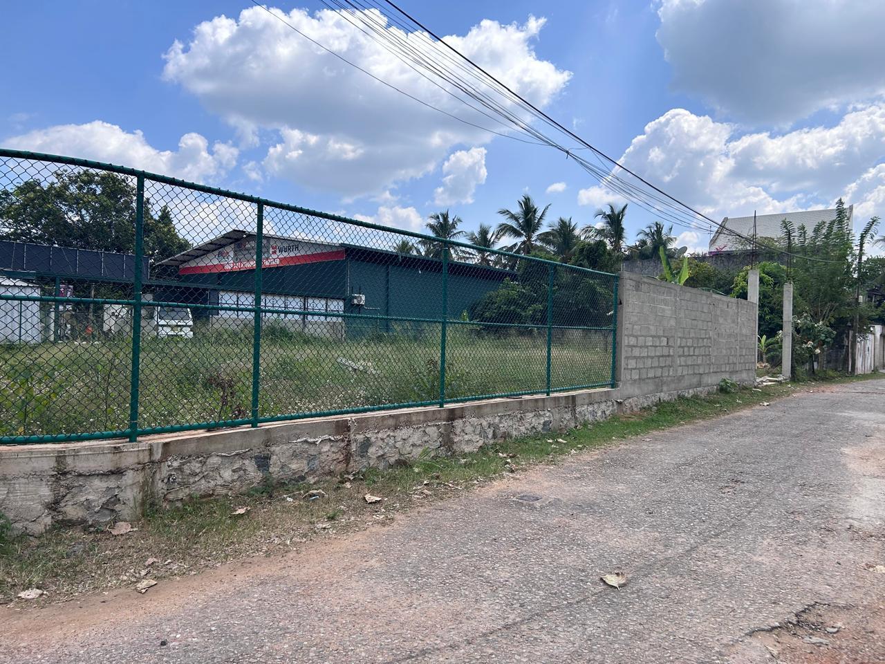 Prime 20 Perch Land for Sale – Kottawa (Main Road Frontage)