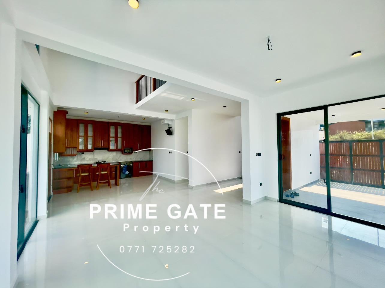 Brand New Three-Storey Luxury Double Hight Modern Design House For Sale In Piliyandala