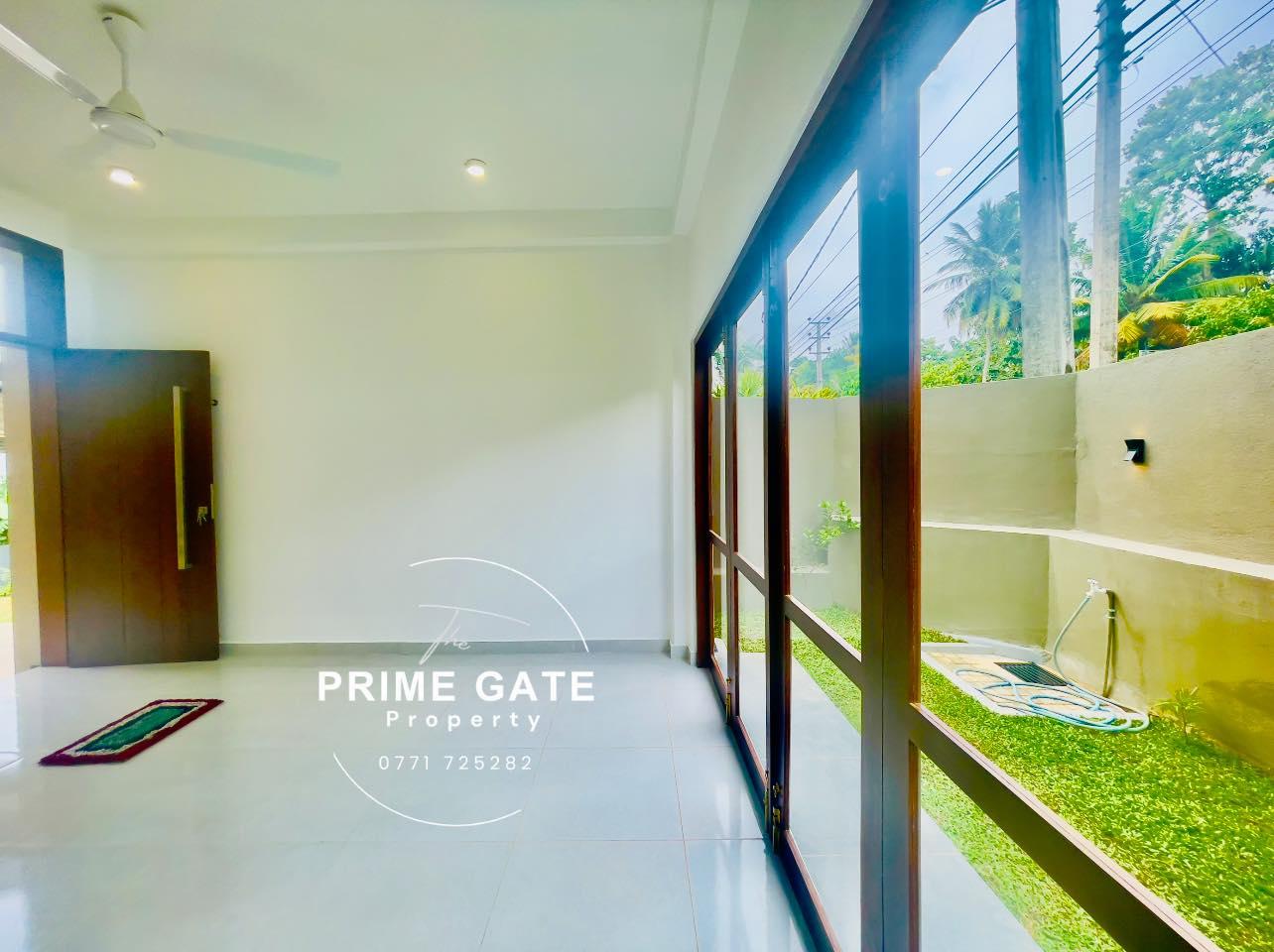 Luxury 2-Storey House – Piliyandala / Polgasowita