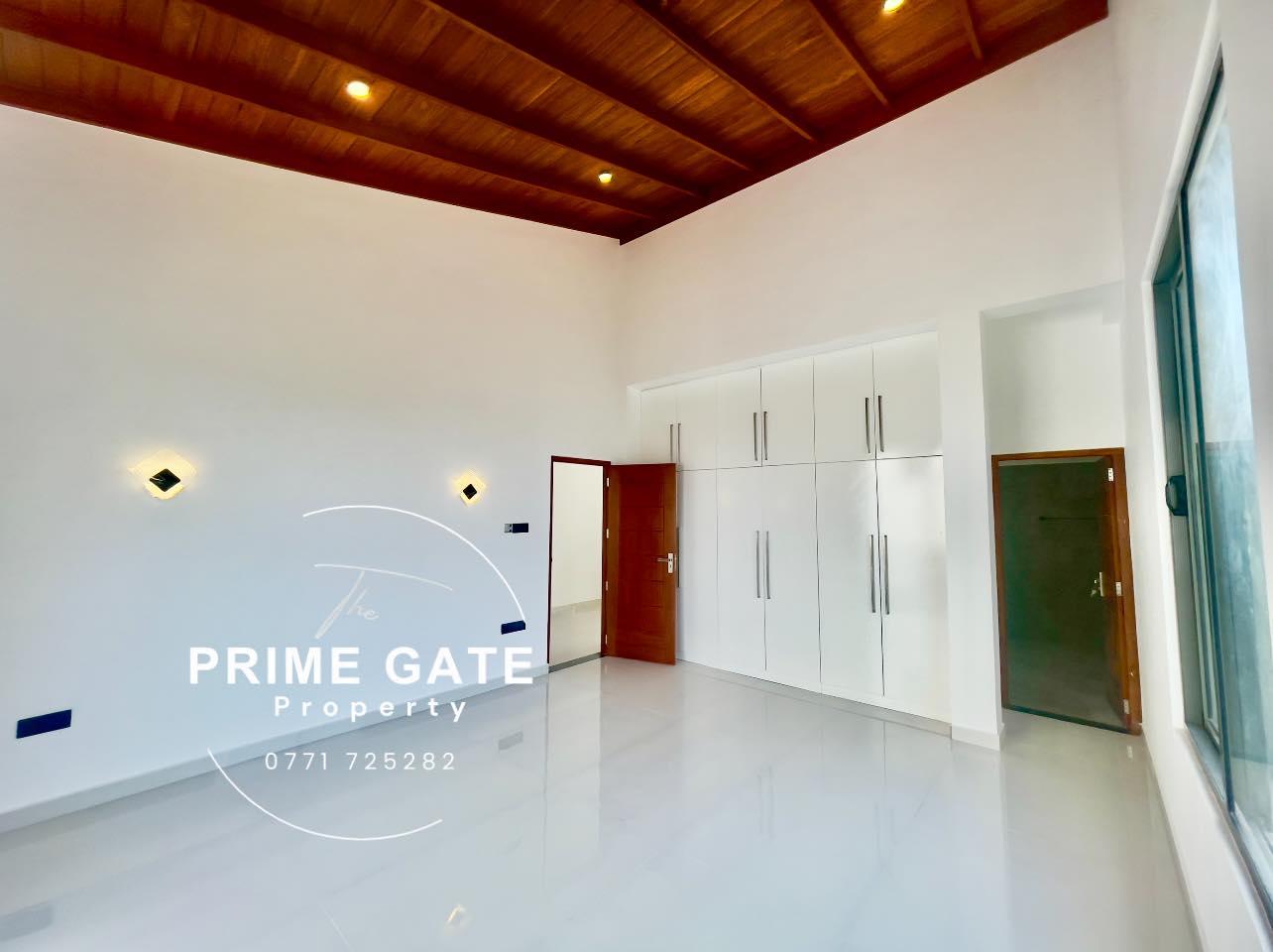 Brand New Three-Storey Luxury Double Hight Modern Design House For Sale In Piliyandala