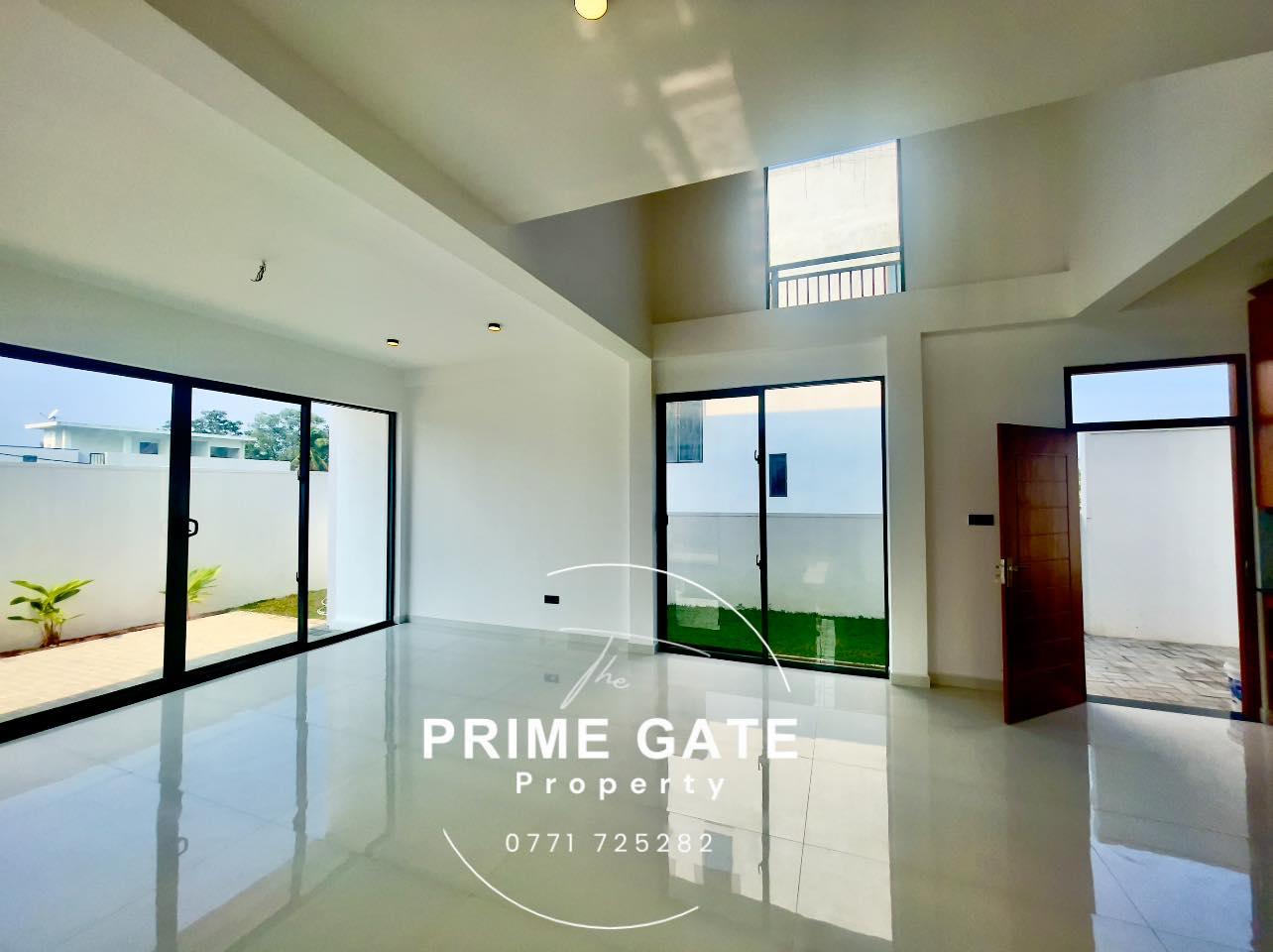 Brand New Three-Storey Luxury Double Hight Modern Design House For Sale In Piliyandala