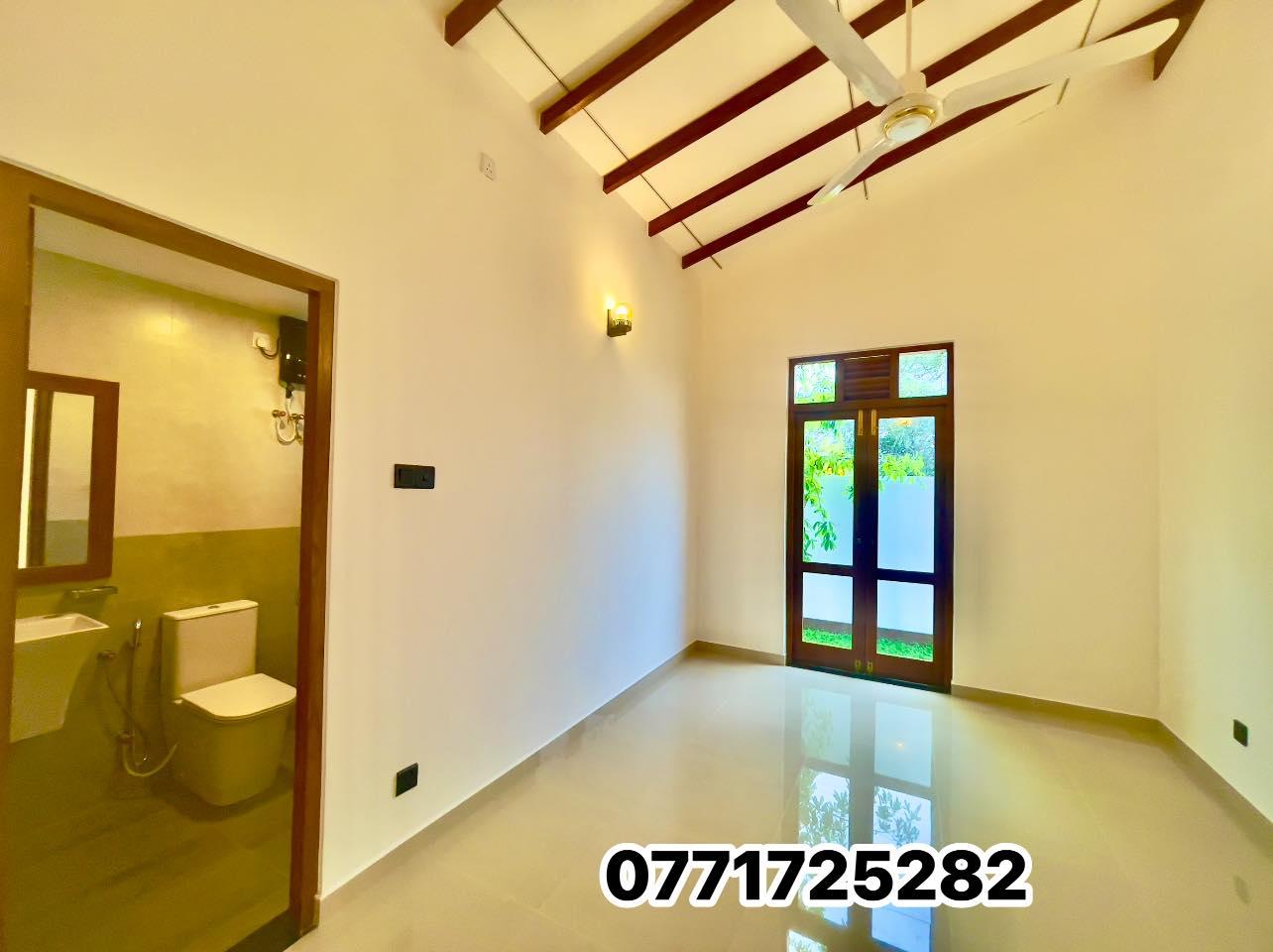 Architecture Design Brand New Single-Storey House in Polgasowita