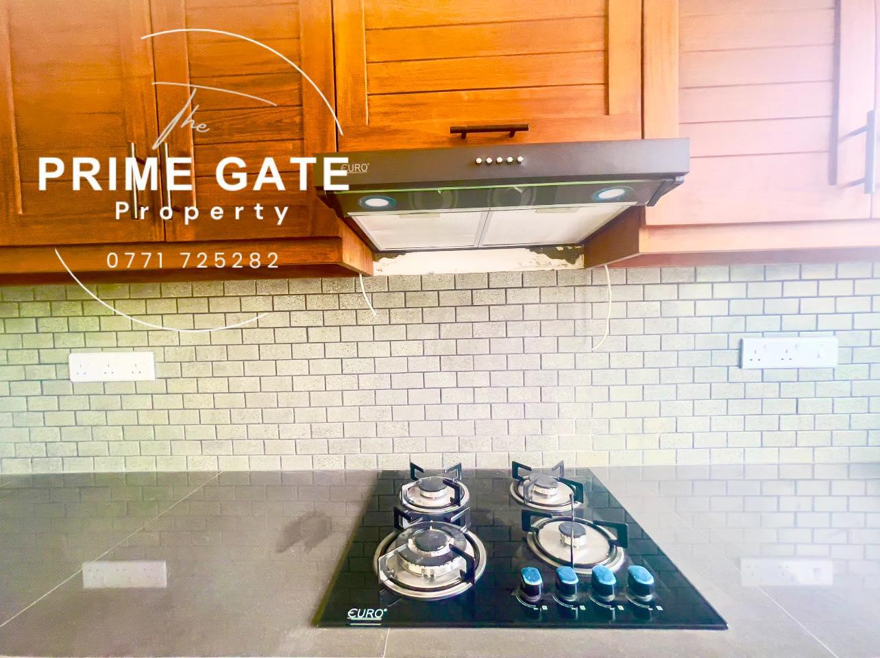 Architecture Design Brand New Single-Storey House in Polgasowita