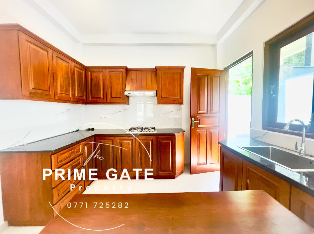 Luxury 2-Storey House for Sale – Piliyandala