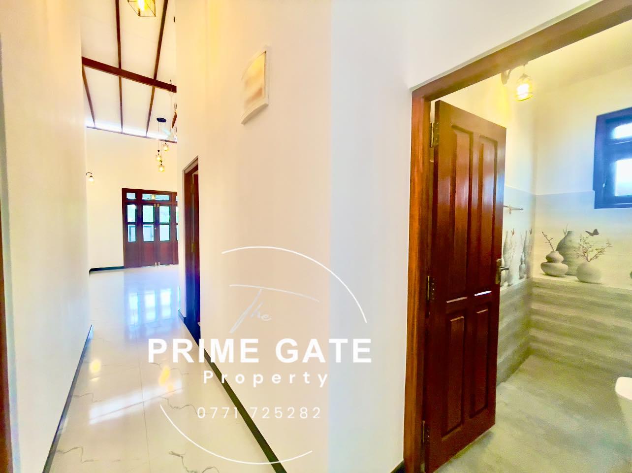 Modern New House for Sale – Prime Location