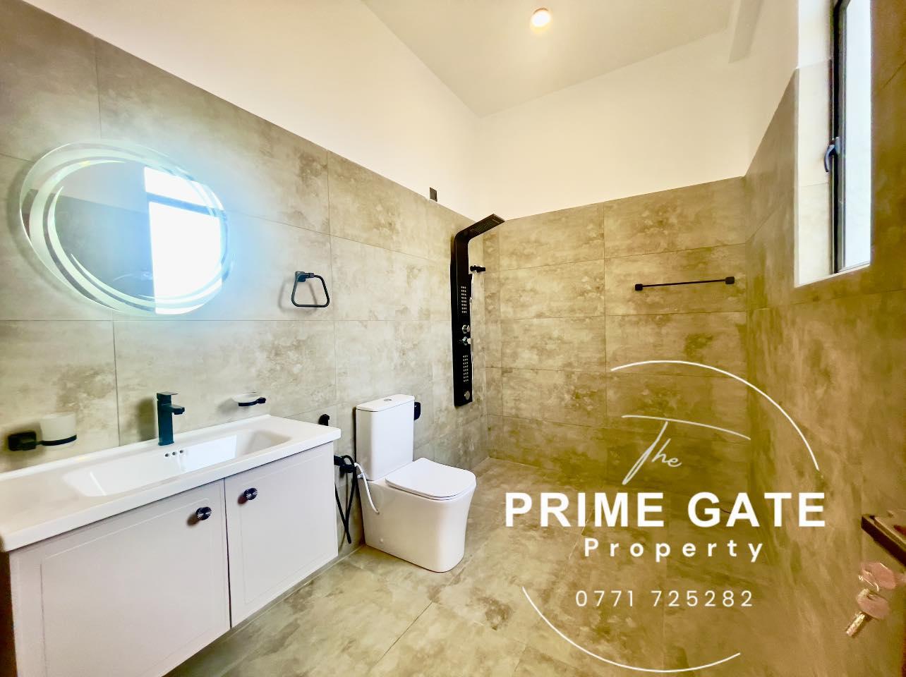 Brand New Three-Storey Luxury Double Hight Modern Design House For Sale In Piliyandala