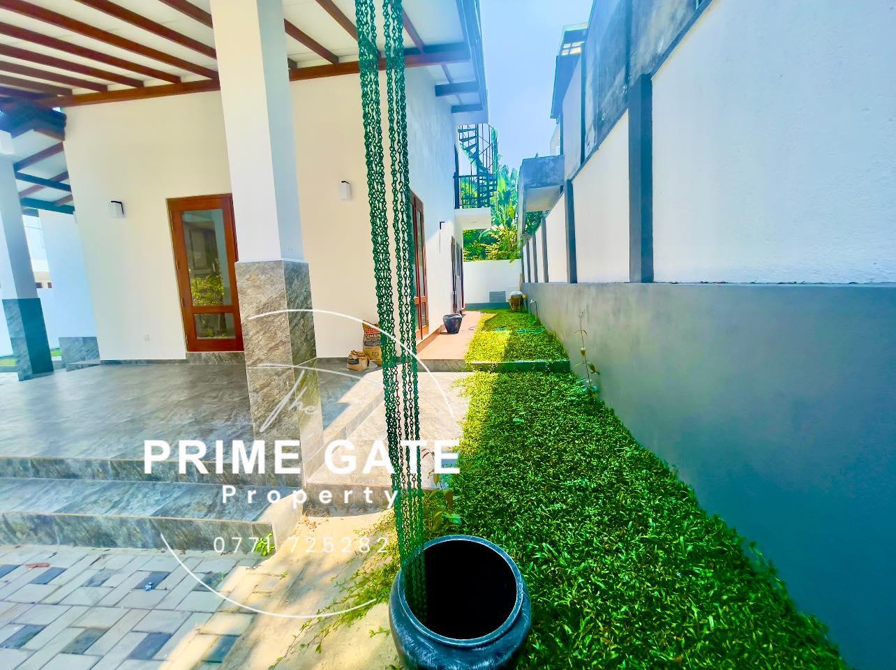 Luxury 2-Storey House for Sale – Piliyandala