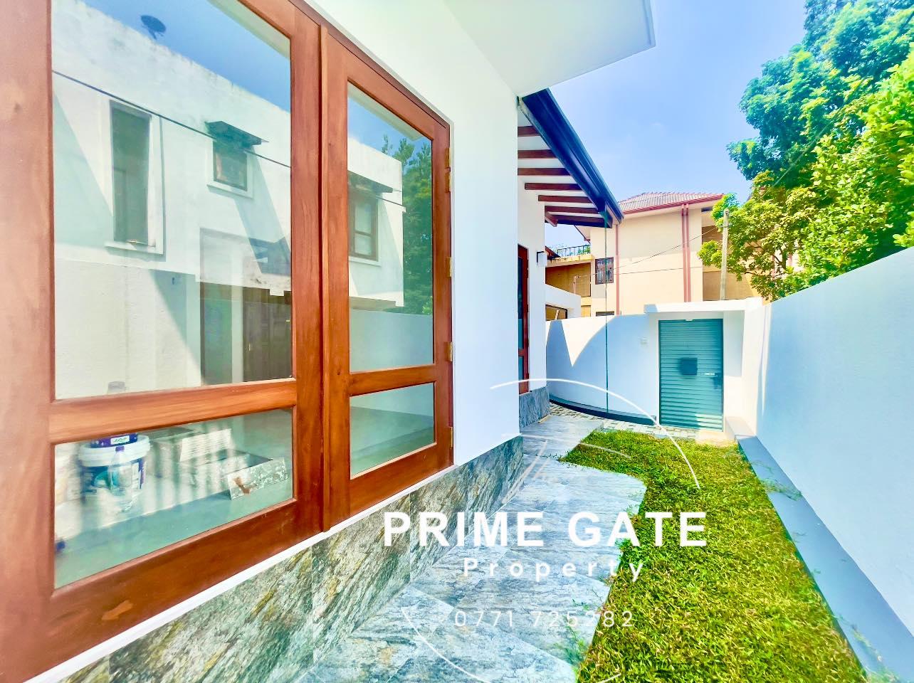 Luxury 2-Storey House for Sale – Piliyandala