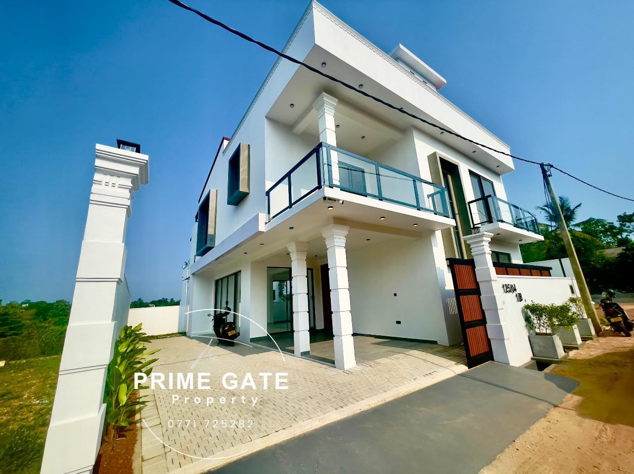 Brand New Three-Storey Luxury Double Hight Modern Design House For Sale In Piliyandala