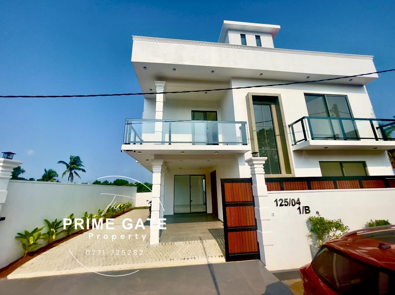 Brand New Three-Storey Luxury Double Hight Modern Design House For Sale In Piliyandala