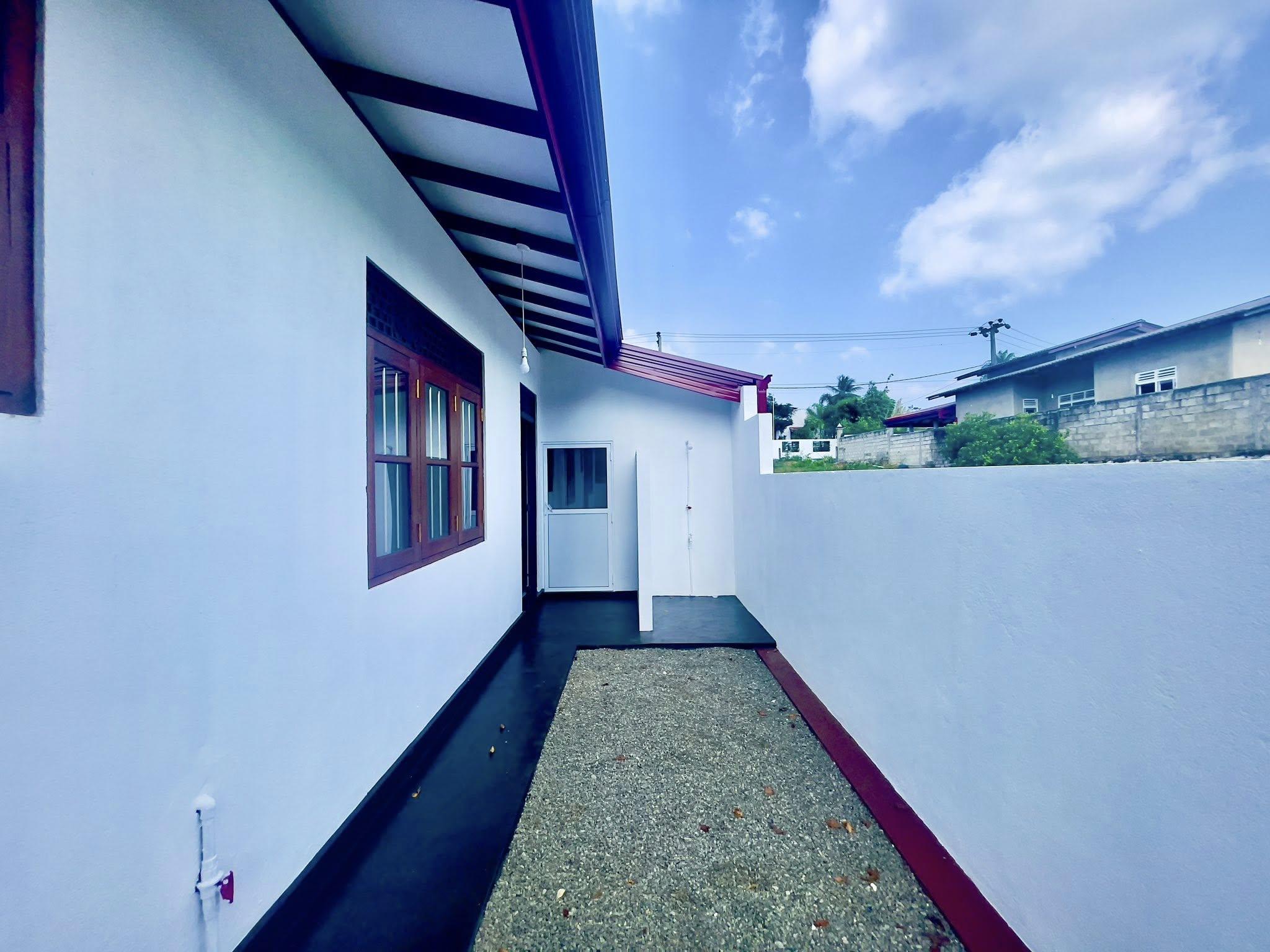 Modern House for Sale – Near Horana