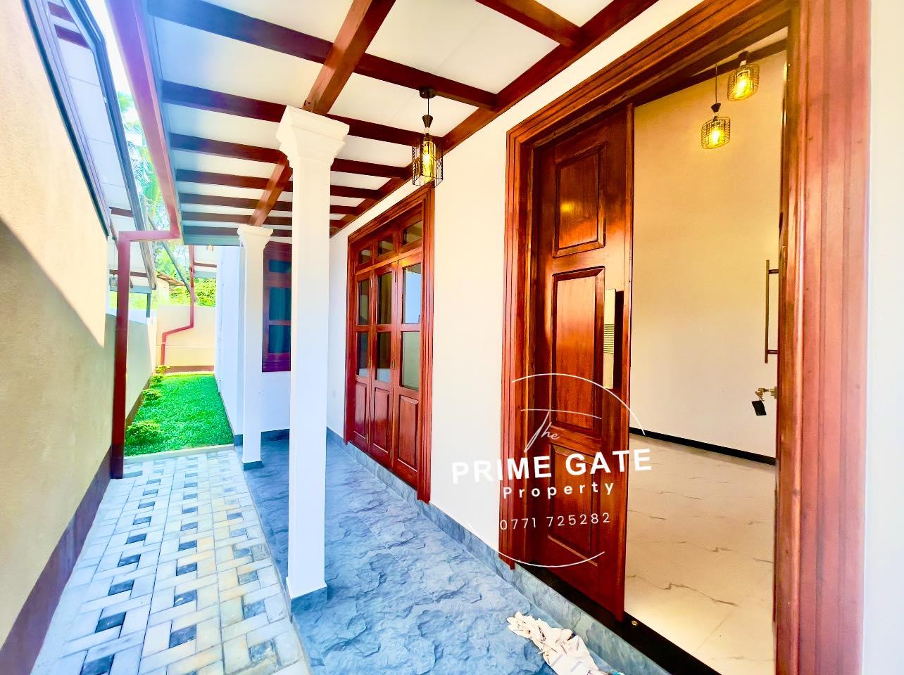 Modern New House for Sale – Prime Location