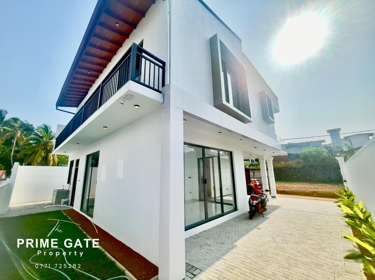 Brand New Three-Storey Luxury Double Hight Modern Design House For Sale In Piliyandala
