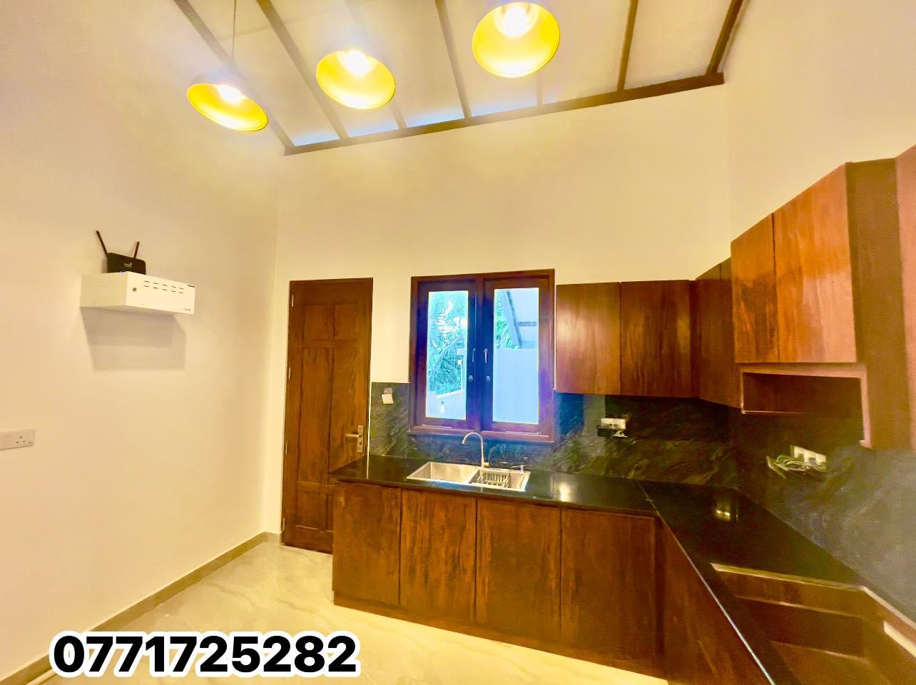 Architecture Design Brand New Single-Storey House in Polgasowita