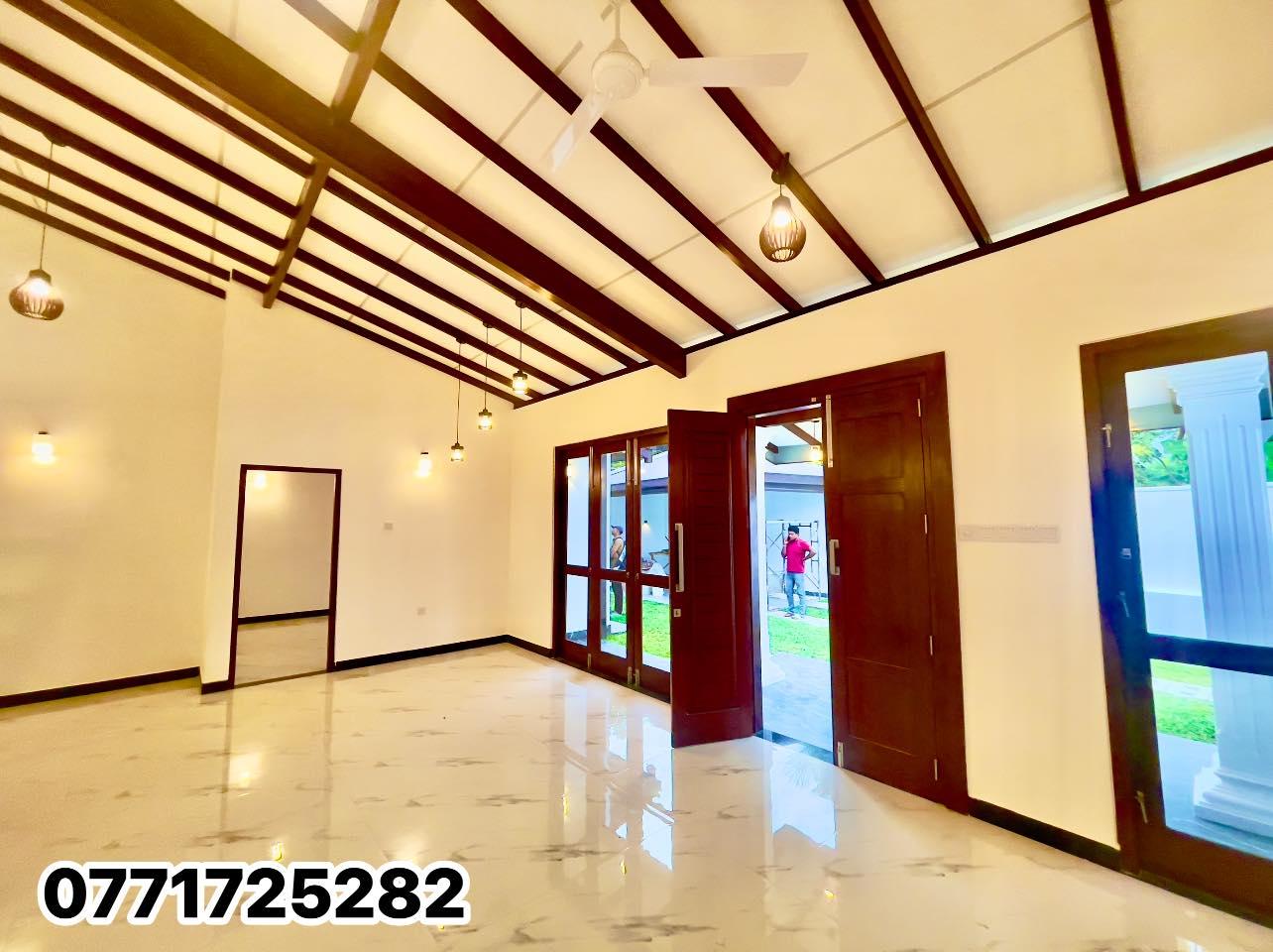 Architecture Design Brand New Single-Storey House in Polgasowita