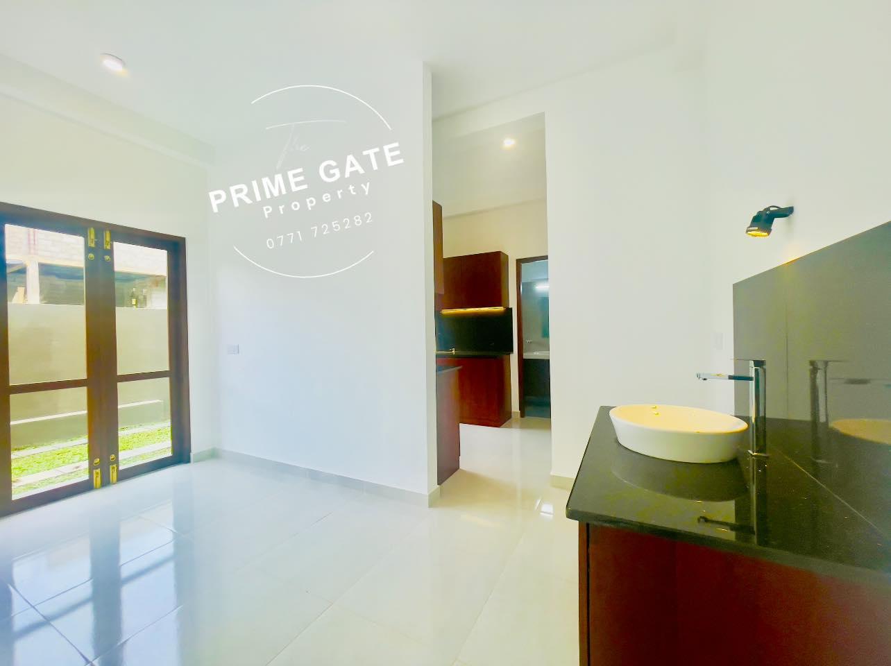 Luxury 2-Storey House – Piliyandala / Polgasowita