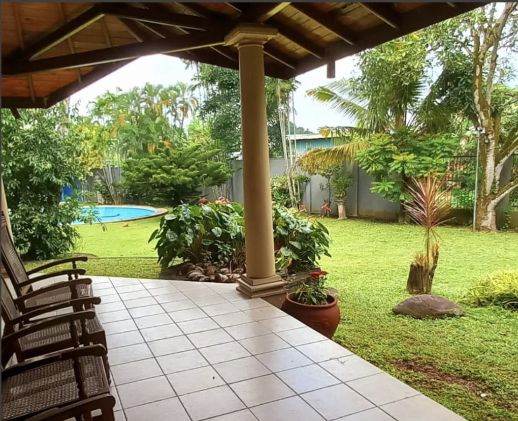 Luxury 4 Bedroom House for Sale in Pelawatte, Battaramulla