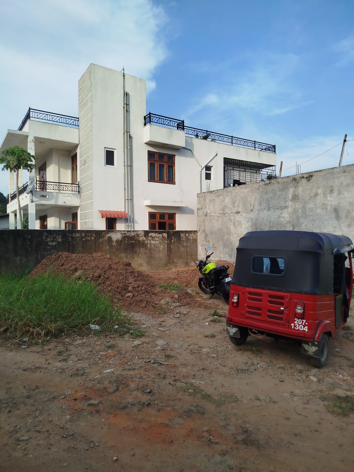 5 Perch Land for Sale | Wattala Mabola, Colombo-Negombo Road