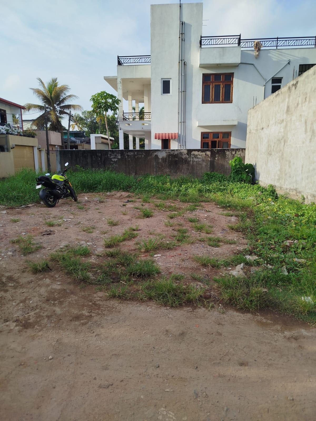 5 Perch Land for Sale | Wattala Mabola, Colombo-Negombo Road