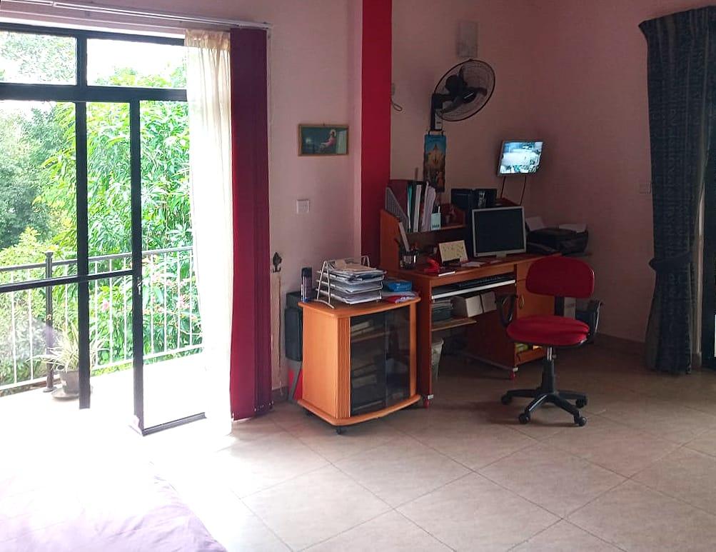 Luxury Holiday Villa for Sale on 41 Perches Near Kandy Waterworld