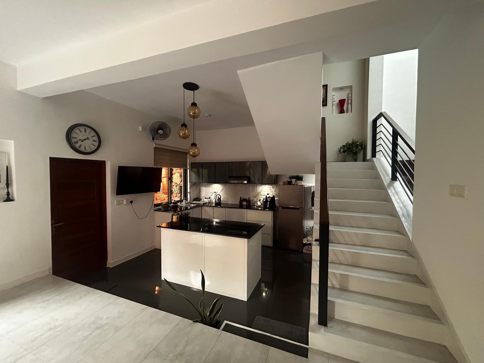 Elegant 2-Storied Residential Home for Sale in a Prime Location in Nugegoda, Thalapathpitiya with Modern Amenities & Solar Power.