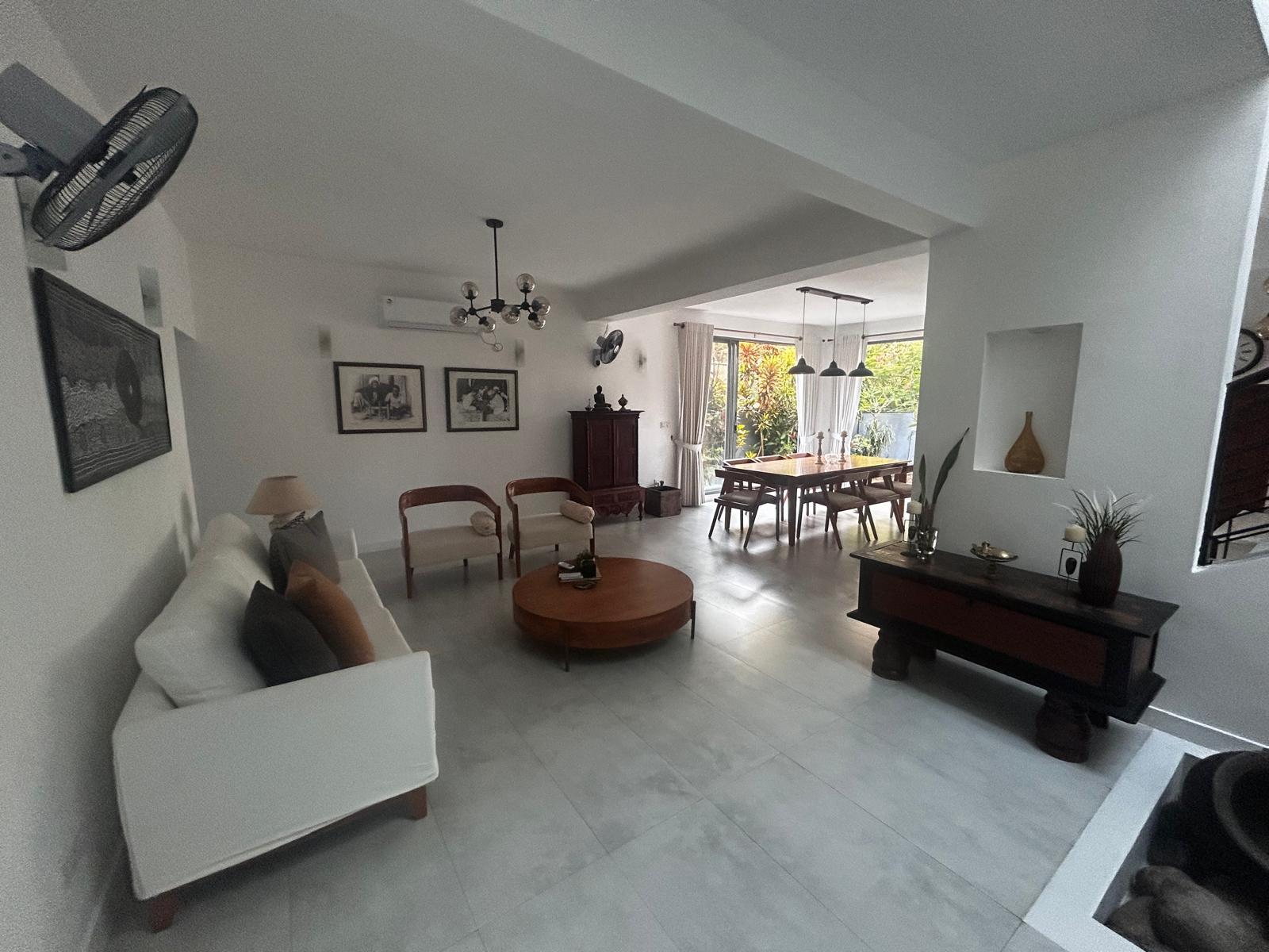 Elegant 2-Storied Residential Home for Sale in a Prime Location in Nugegoda, Thalapathpitiya with Modern Amenities & Solar Power.