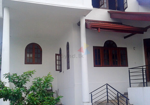 Ganemulla House 08 750x410 1
